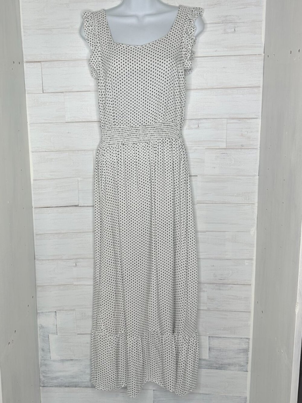 NWOT Seven Islands Cream w/Black Polka Dots Maxi Dress Size Medium Smocked Waist - Picture 2 of 10